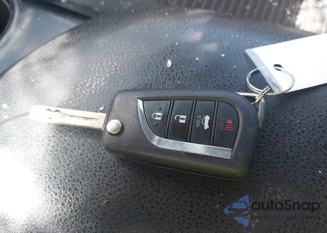 2019 Toyota Camry Se z USA, uszkodzony, nr VIN 4T1B11HK8KU780094